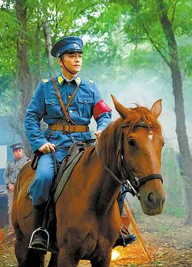 《小站风云》：时代洪流下的个体命运，一段荡气回肠的赛道传奇。